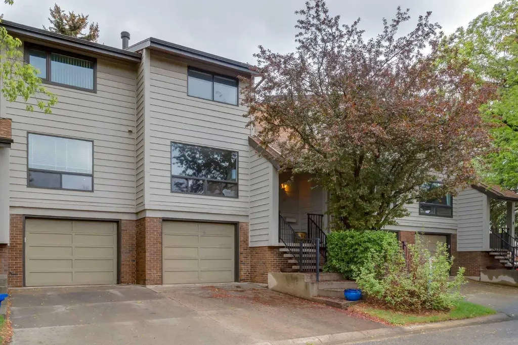 3302 50 Street NW Calgary AB T3A2C6