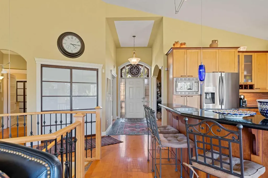 38 Sienna Ridge Landing SW Calgary AB T3H 3S1