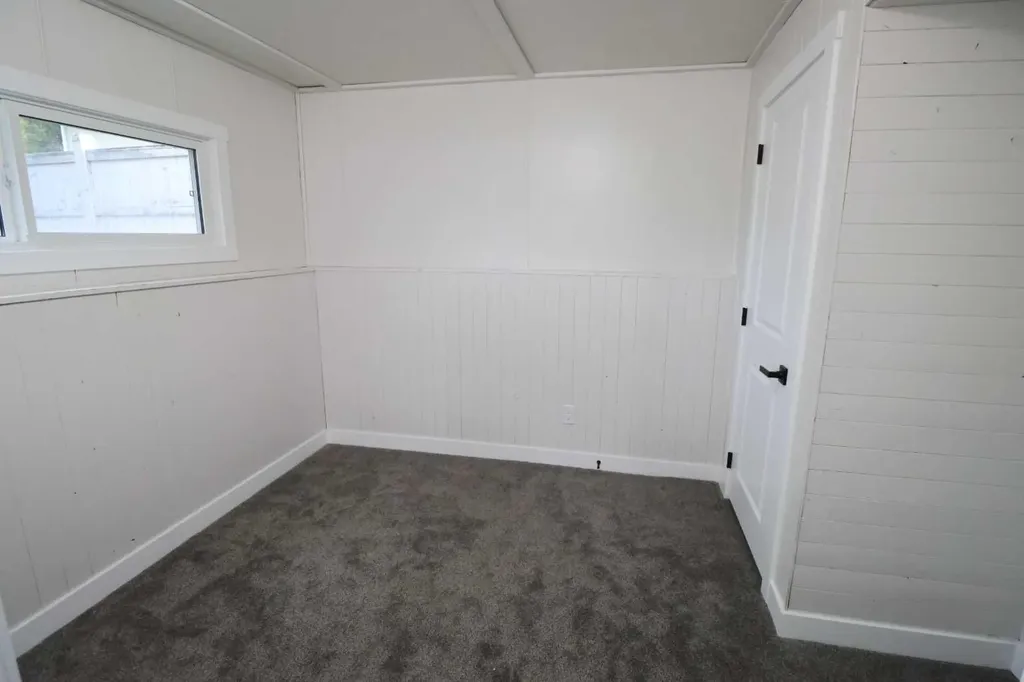 1816 11 Street Coaldale AB T1M 1A6