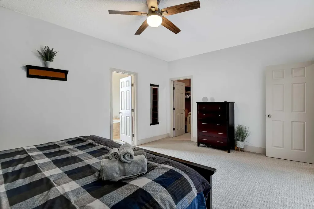 8539 69 Avenue Grande Prairie AB T8X 0C8