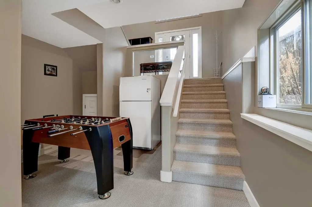 8539 69 Avenue Grande Prairie AB T8X 0C8