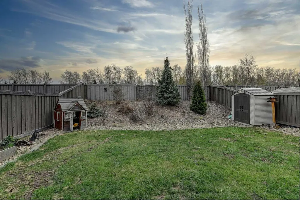 8539 69 Avenue Grande Prairie AB T8X 0C8