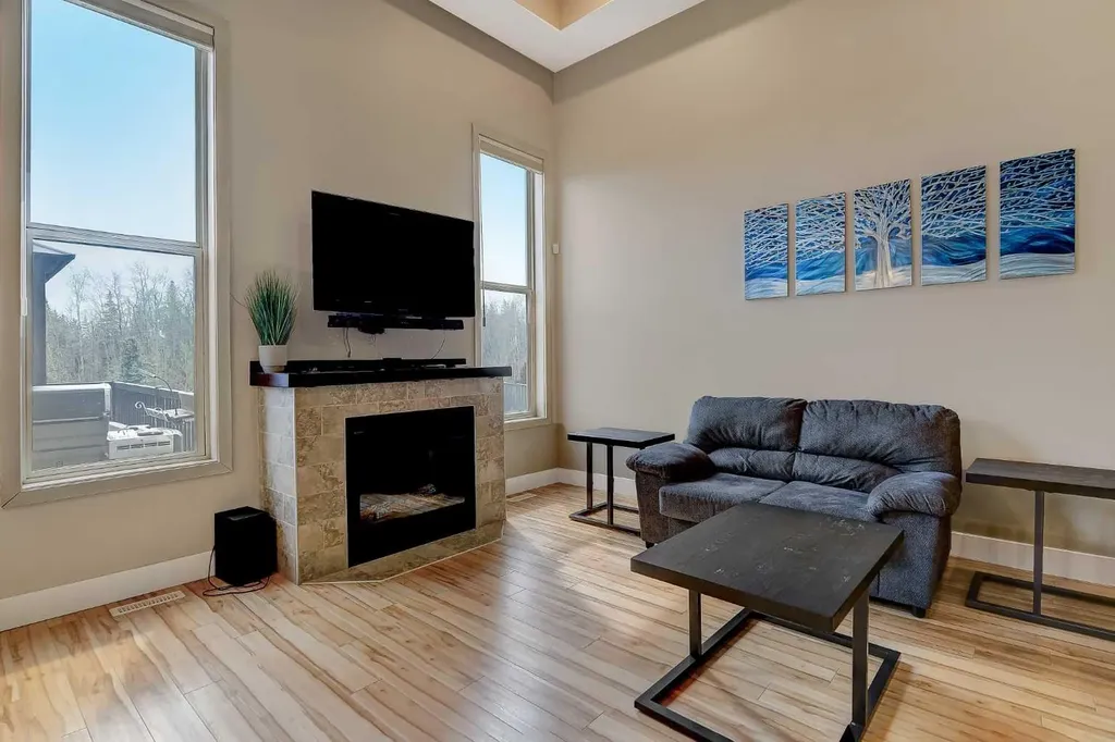 8539 69 Avenue Grande Prairie AB T8X 0C8