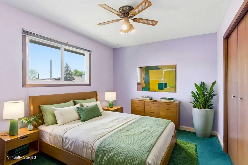 19 Templevale Way NE Calgary AB T1Y4V1