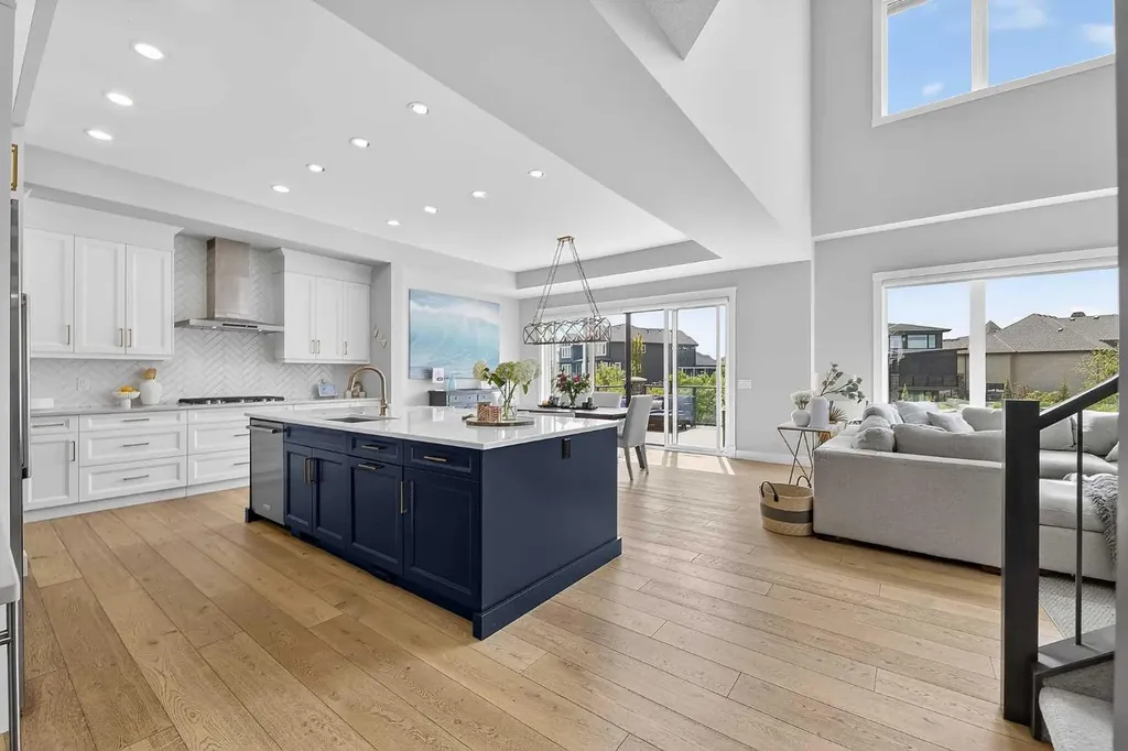 125 Cranbrook Heights SE Calgary AB T3M 1W7