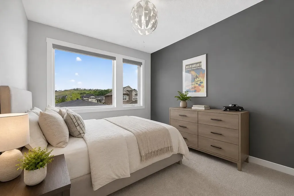 125 Cranbrook Heights SE Calgary AB T3M 1W7