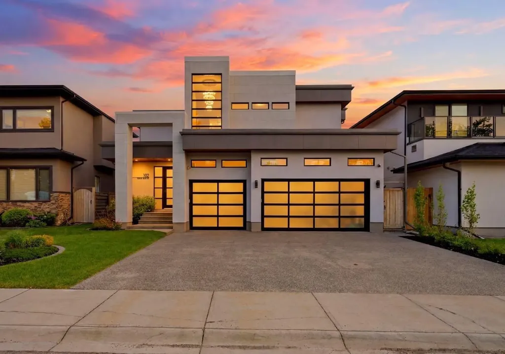 102 Malibou Road Calgary AB T2V 2A4