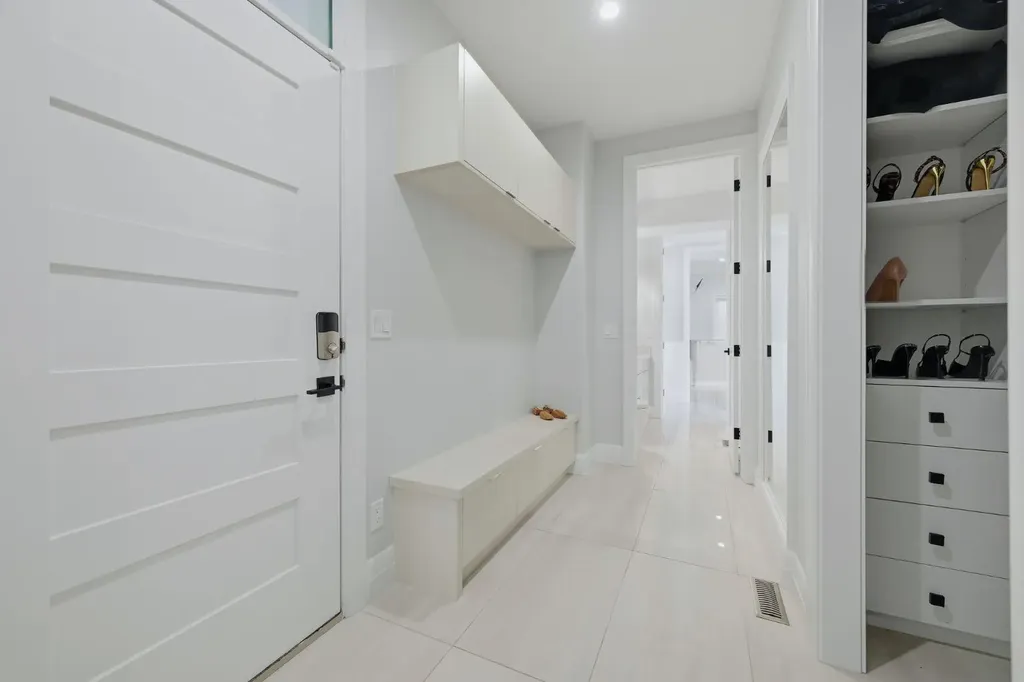 102 Malibou Road Calgary AB T2V 2A4