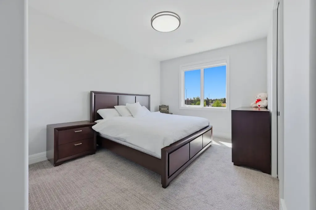 102 Malibou Road Calgary AB T2V 2A4