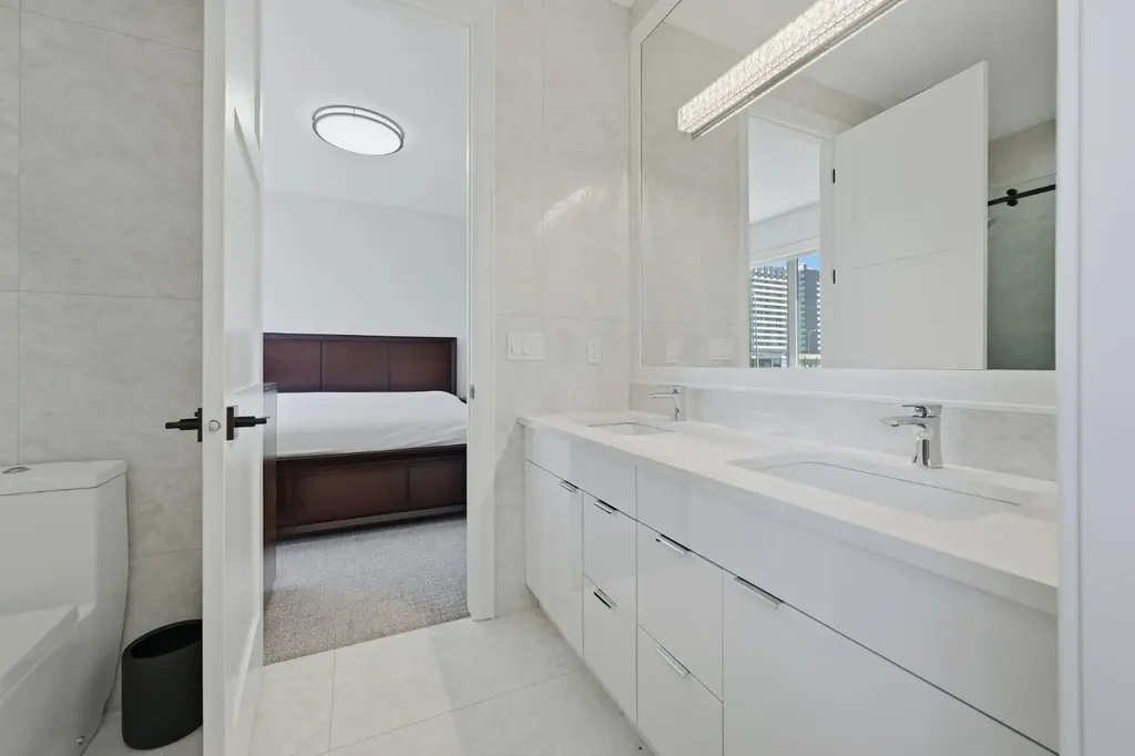 102 Malibou Road Calgary AB T2V 2A4