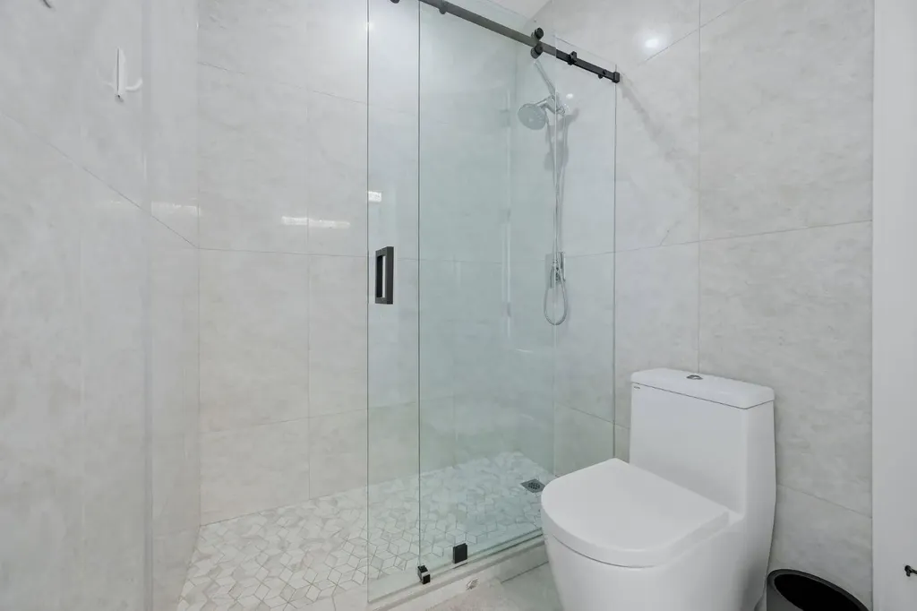 102 Malibou Road Calgary AB T2V 2A4