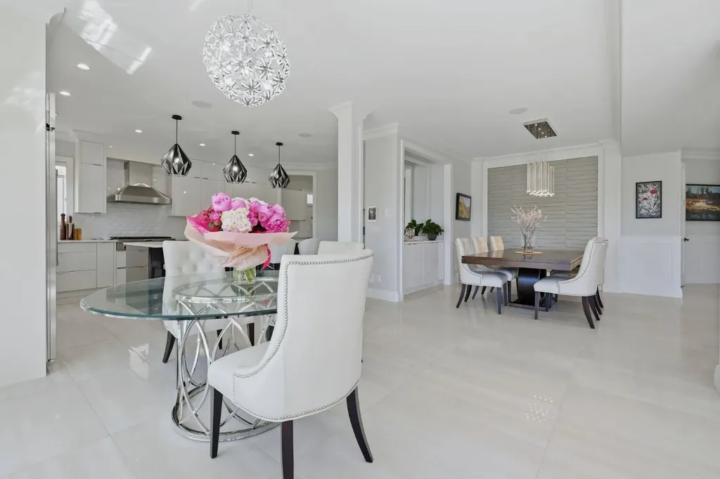 102 Malibou Road Calgary AB T2V 2A4
