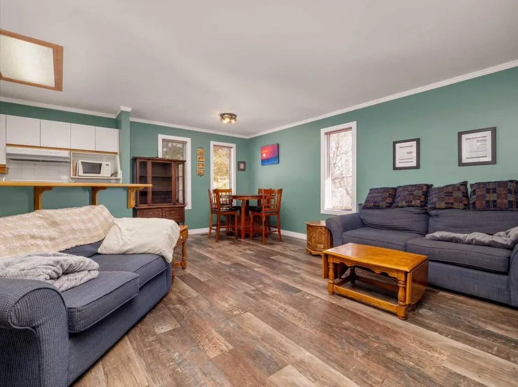 6005 46a Street Taber AB T1G 1E3