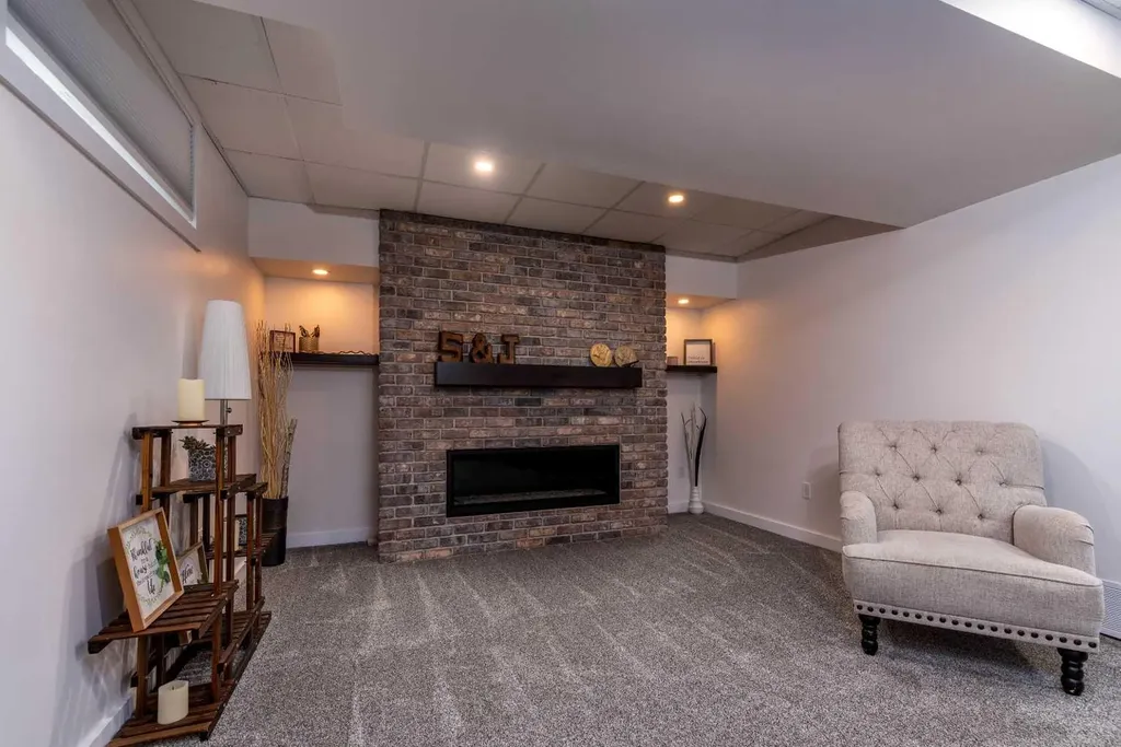 5236 22 Street Lloydminster AB T9V 3G4