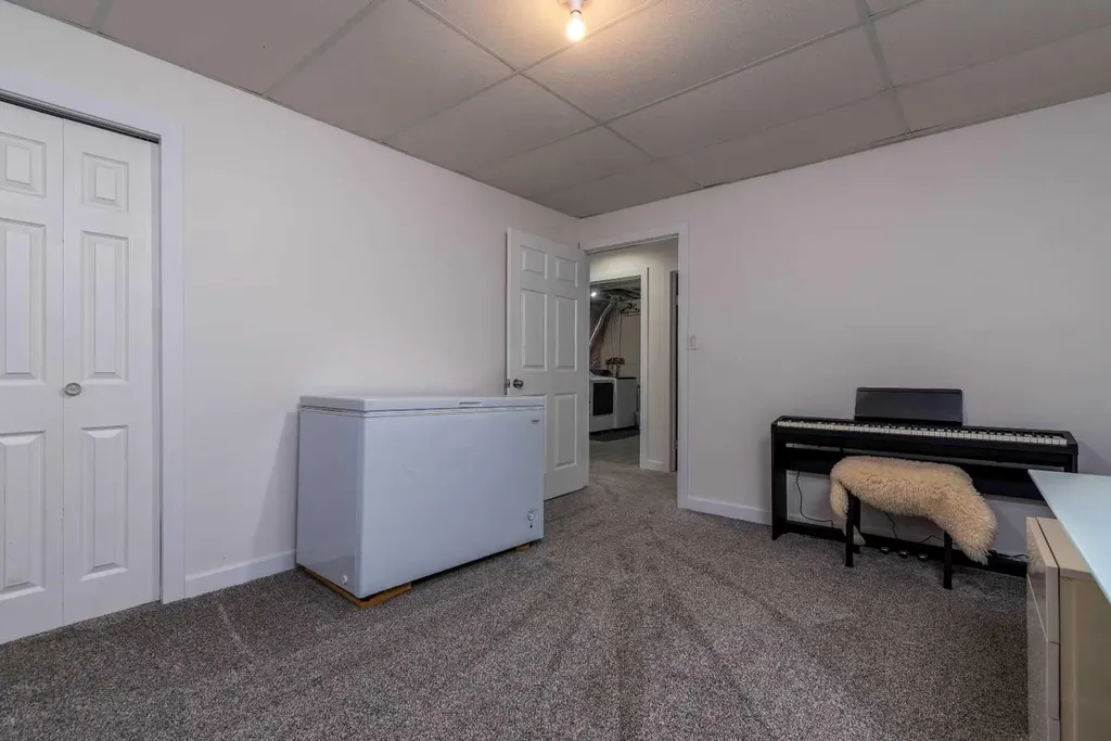5236 22 Street Lloydminster AB T9V 3G4