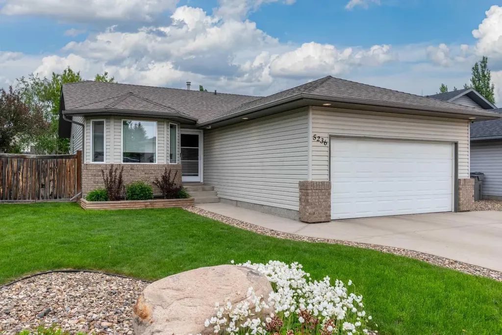 5236 22 Street Lloydminster AB T9V 3G4