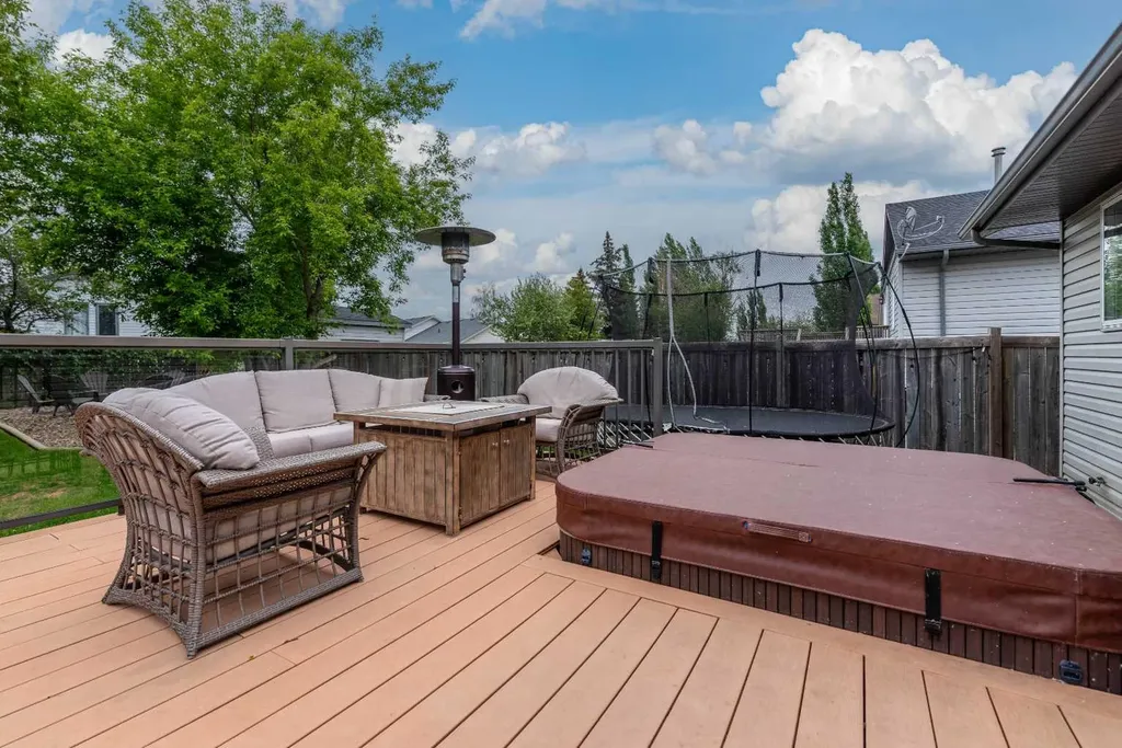 5236 22 Street Lloydminster AB T9V 3G4