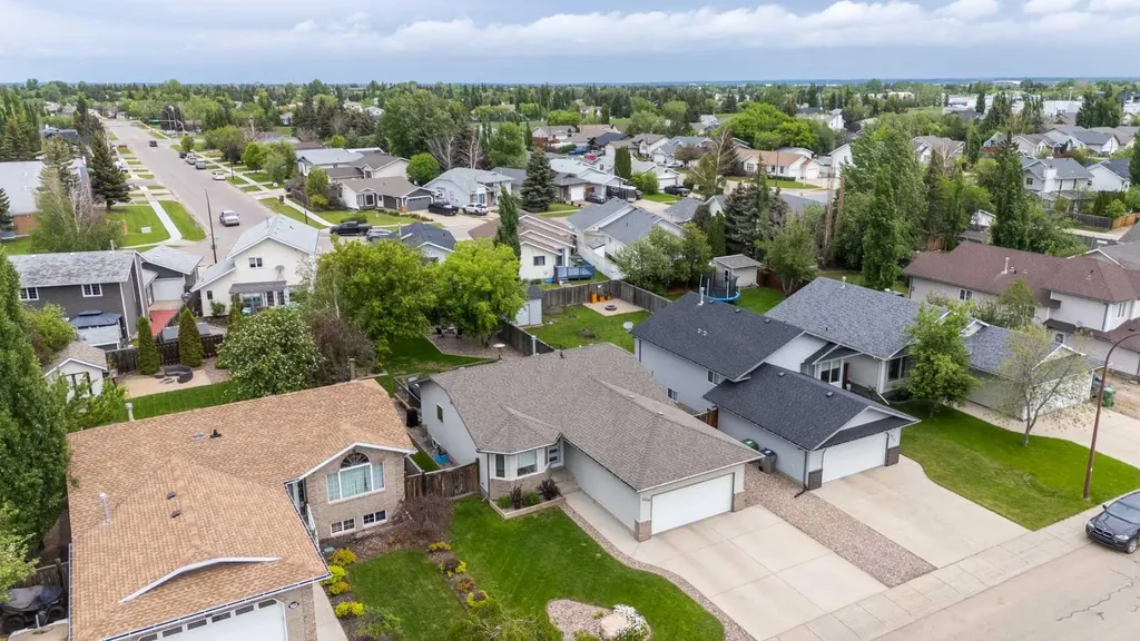 5236 22 Street Lloydminster AB T9V 3G4