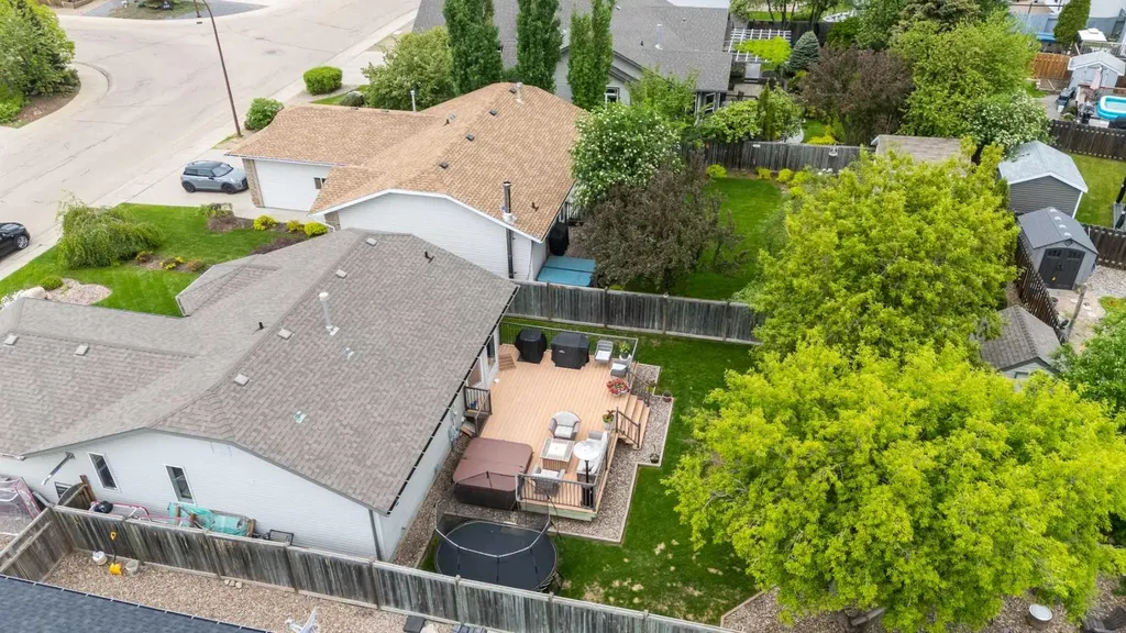 5236 22 Street Lloydminster AB T9V 3G4