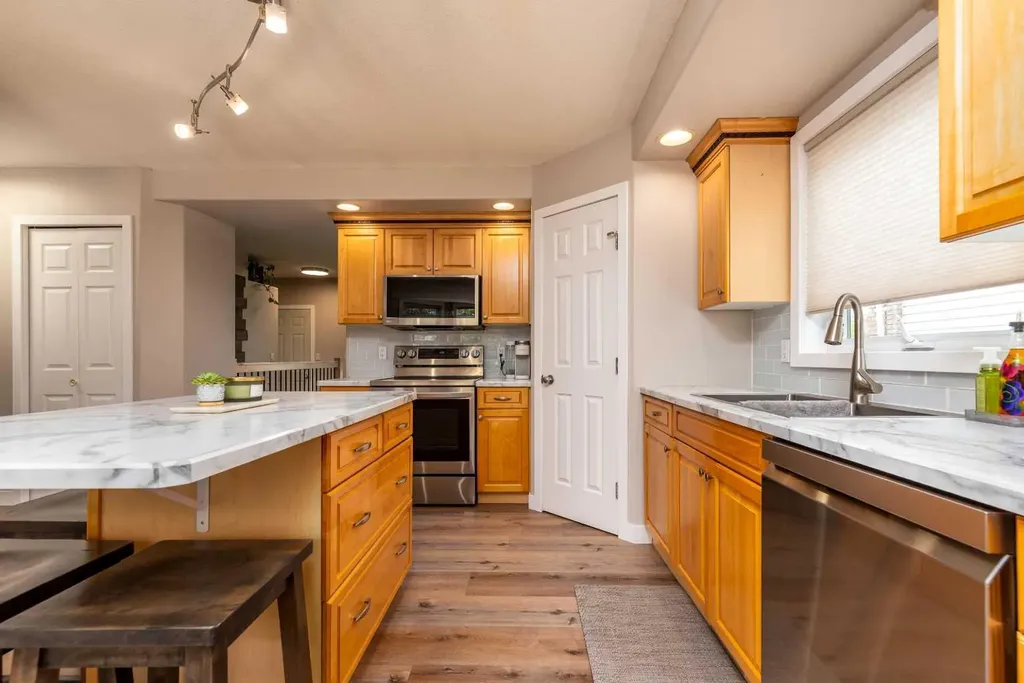 5236 22 Street Lloydminster AB T9V 3G4