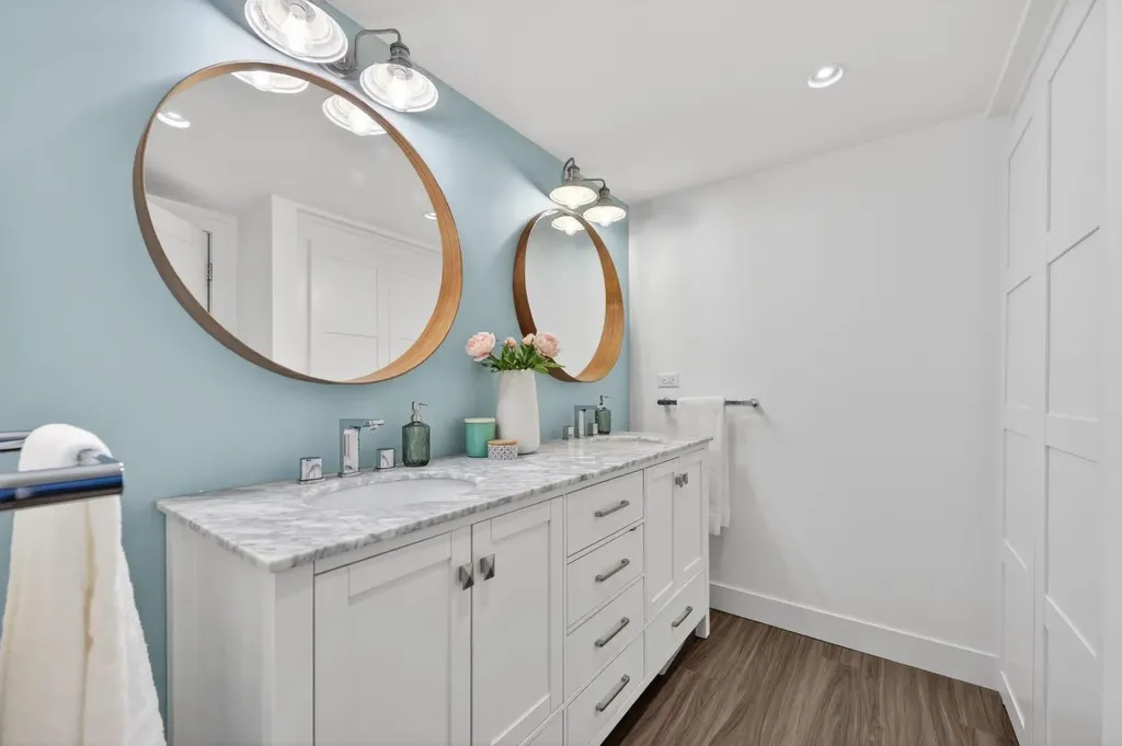 1304 15 Avenue SW Calgary AB T3C0X7
