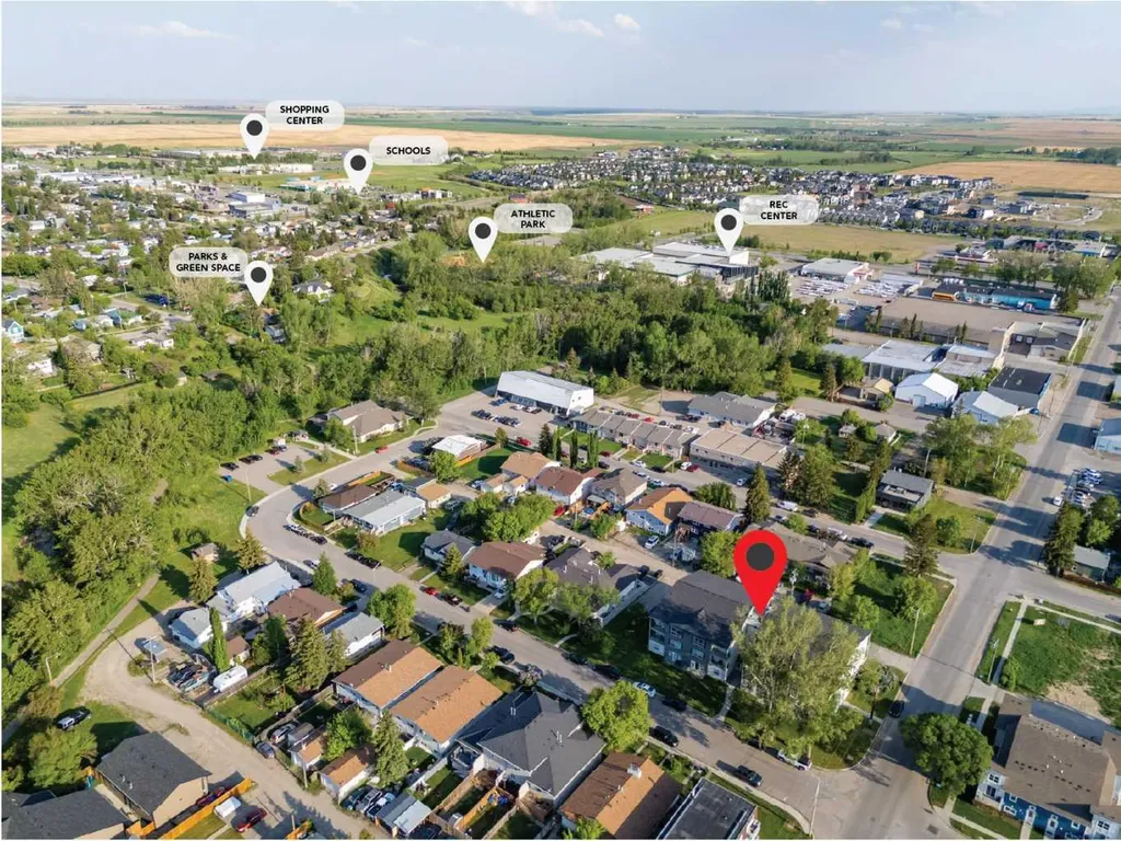 105 7 Avenue SE High River AB T1V 1T8