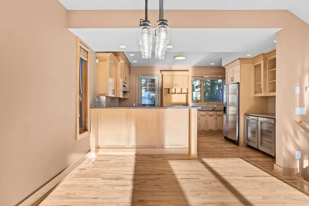 124 Silvertip Ridge Canmore AB T1W 3A7