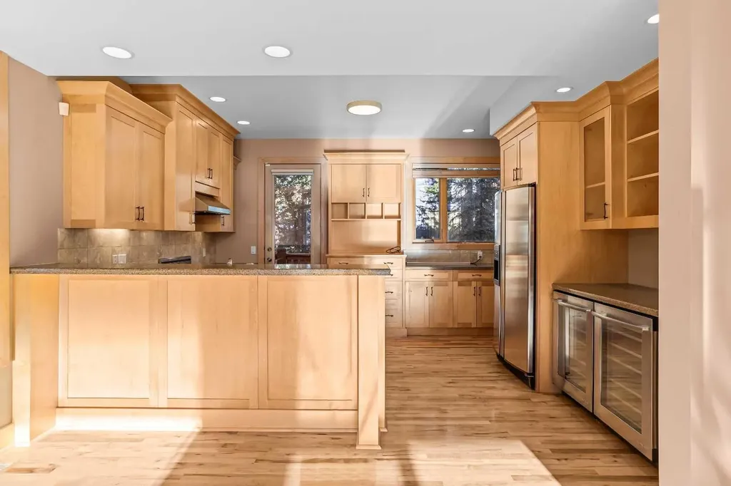 124 Silvertip Ridge Canmore AB T1W 3A7