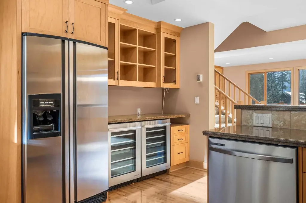 124 Silvertip Ridge Canmore AB T1W 3A7
