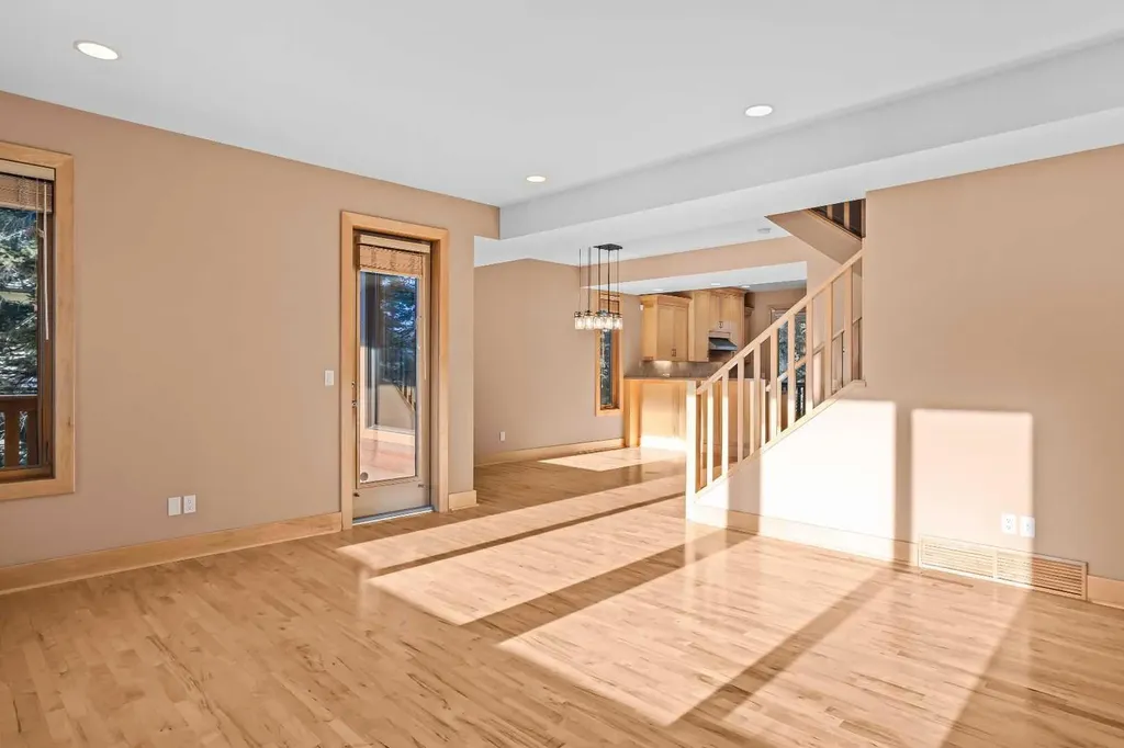 124 Silvertip Ridge Canmore AB T1W 3A7