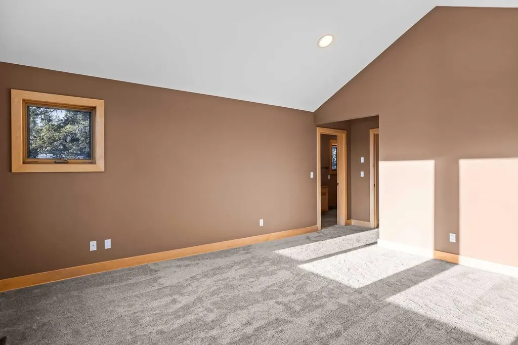124 Silvertip Ridge Canmore AB T1W 3A7