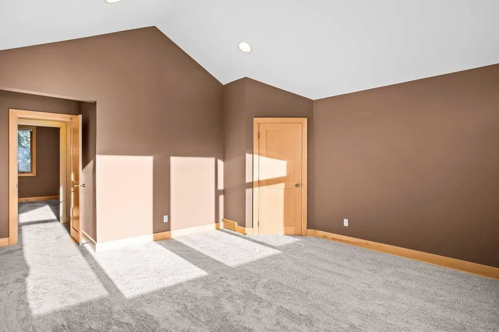 124 Silvertip Ridge Canmore AB T1W 3A7