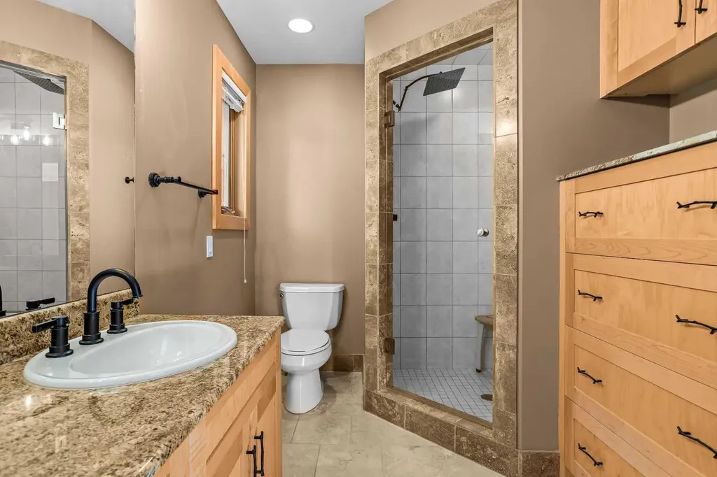 124 Silvertip Ridge Canmore AB T1W 3A7