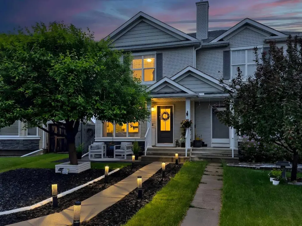 258 Cramond Court SE Calgary AB T3M 1J8