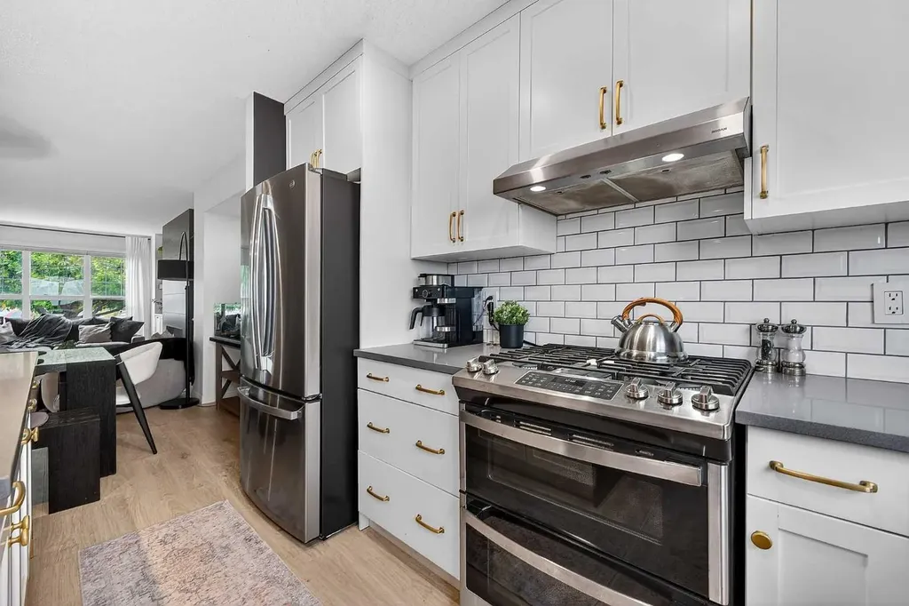 258 Cramond Court SE Calgary AB T3M 1J8