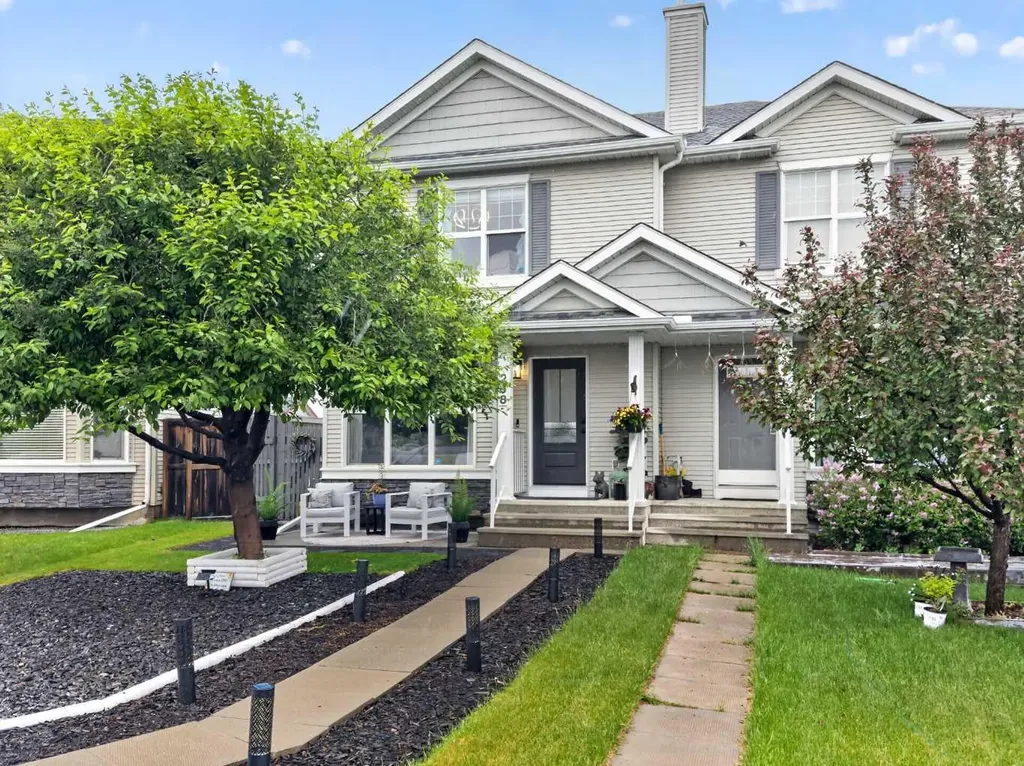 258 Cramond Court SE Calgary AB T3M 1J8