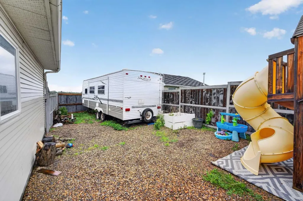 258 Cramond Court SE Calgary AB T3M 1J8