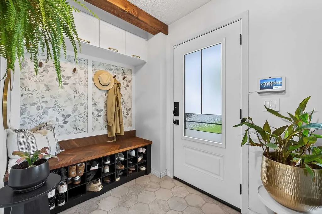 258 Cramond Court SE Calgary AB T3M 1J8