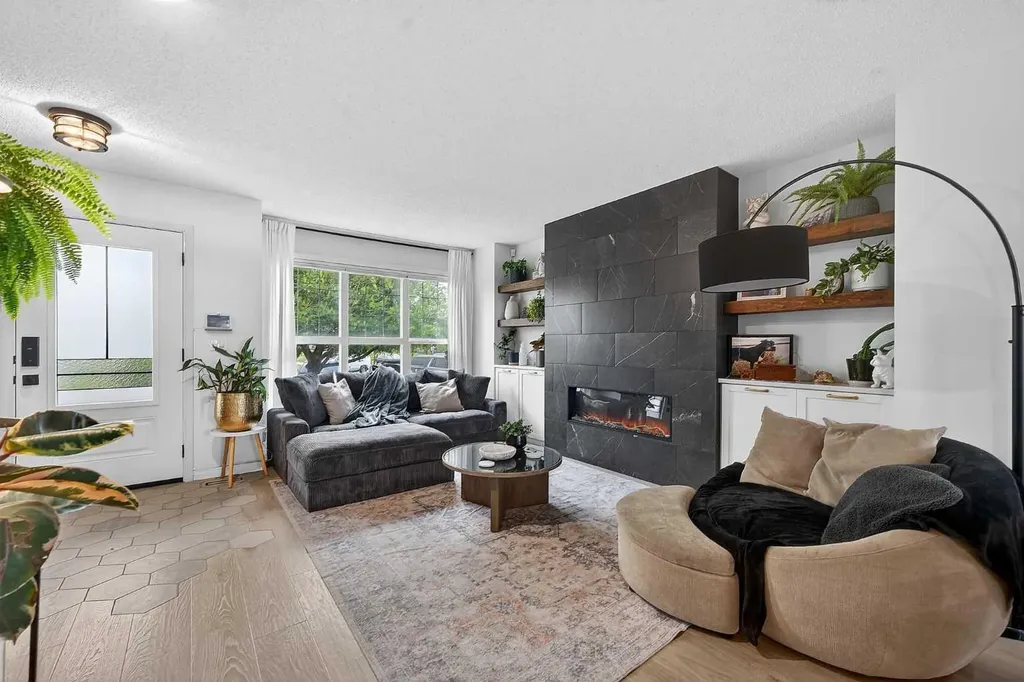 258 Cramond Court SE Calgary AB T3M 1J8