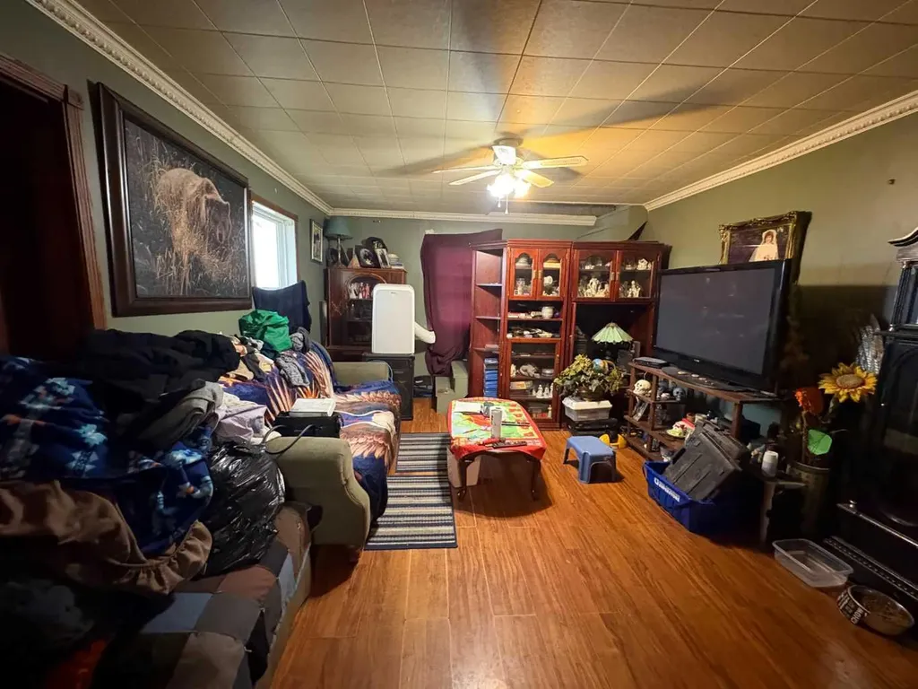 4716 48 Avenue Rocky Mountain House AB T4T 1C3