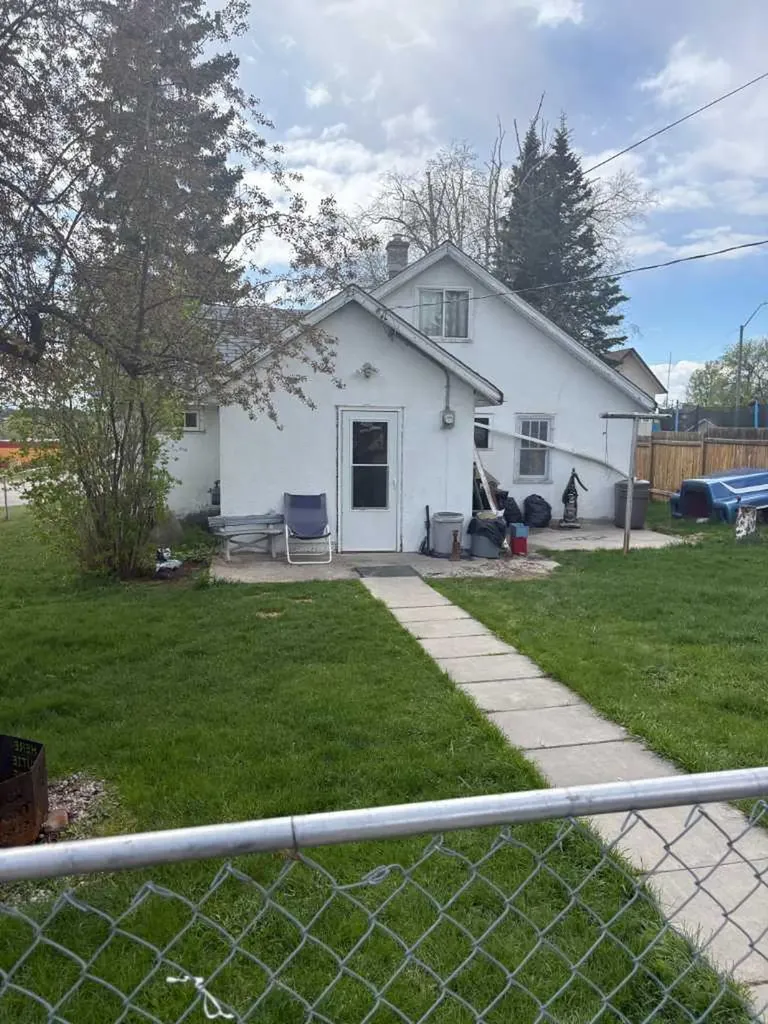 4716 48 Avenue Rocky Mountain House AB T4T 1C3