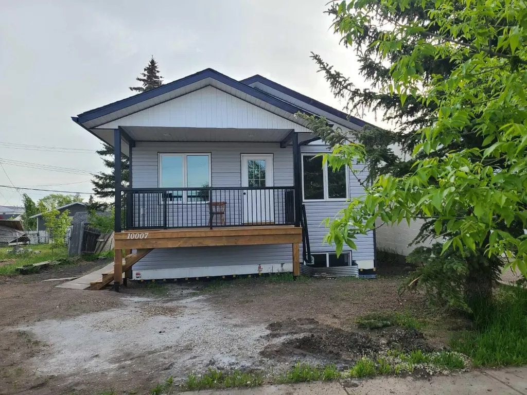10007 99 Street Sexsmith AB T0H 3C0