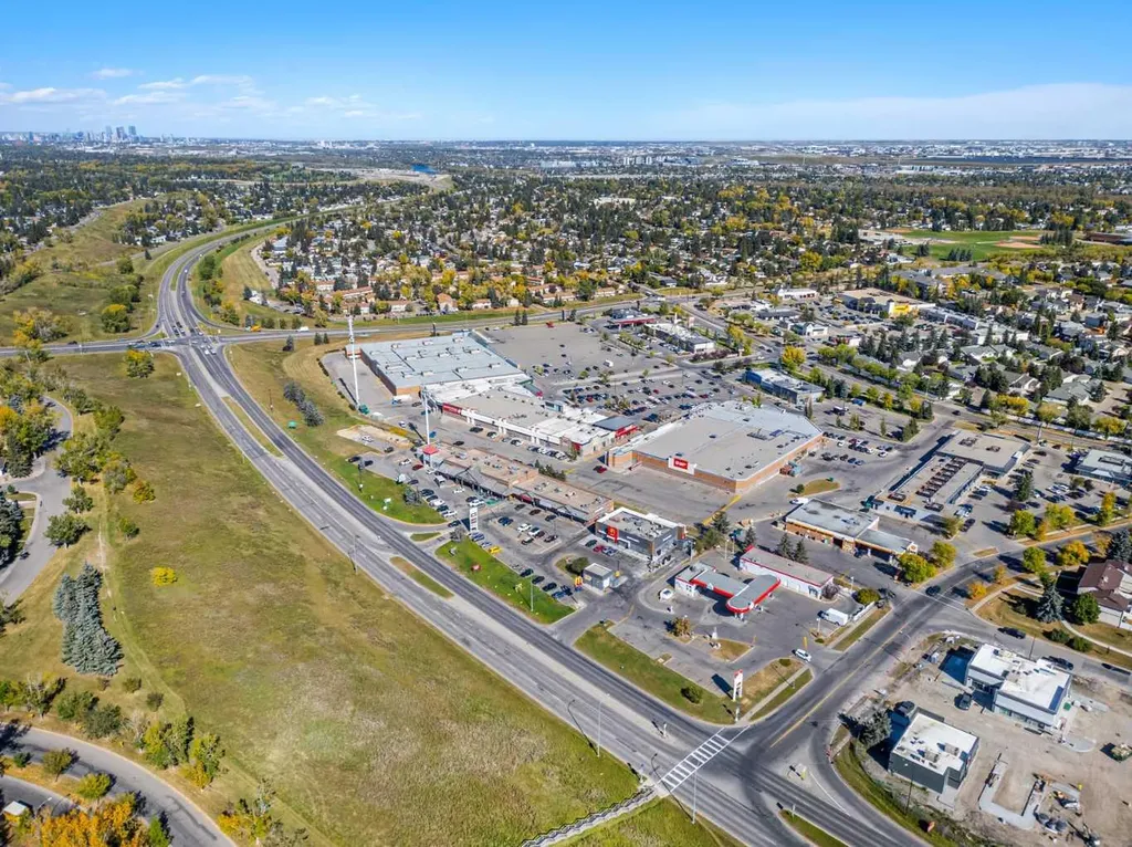 14520 Parkside Drive SE Calgary AB T2J 4J8