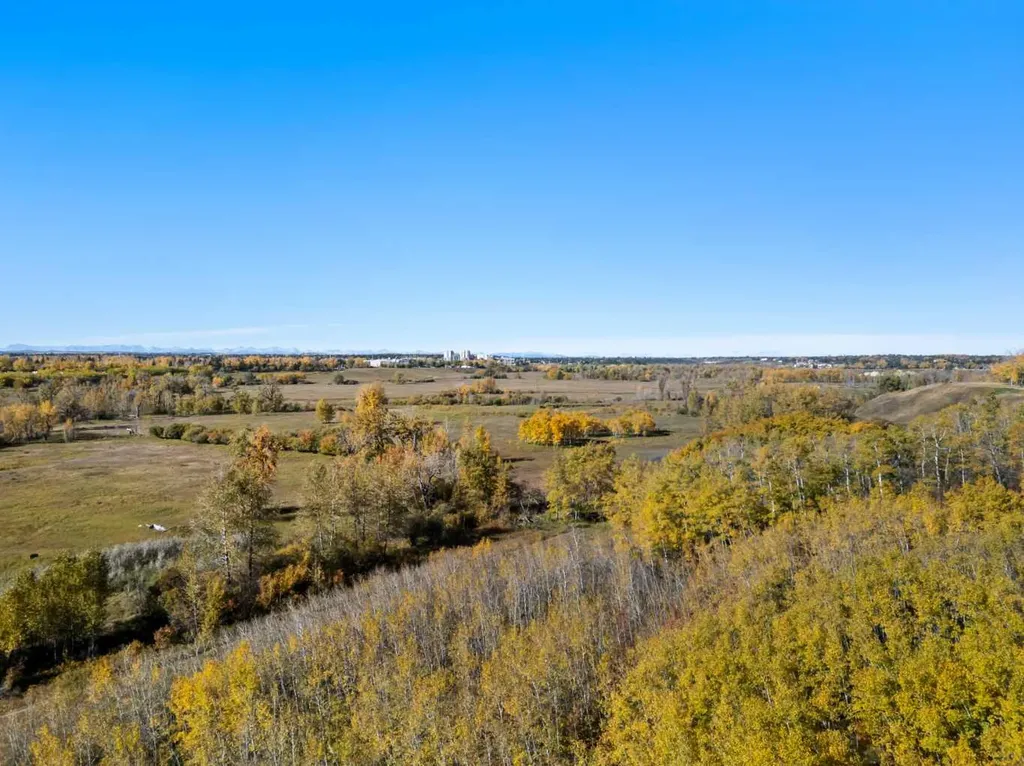 14520 Parkside Drive SE Calgary AB T2J 4J8