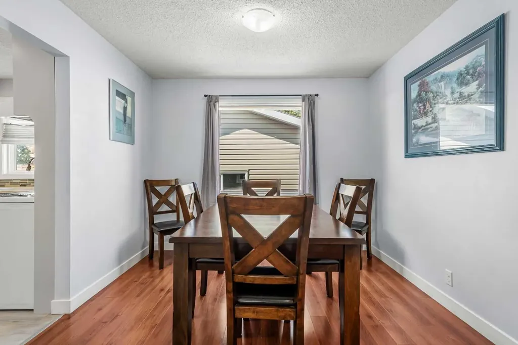 14520 Parkside Drive SE Calgary AB T2J 4J8