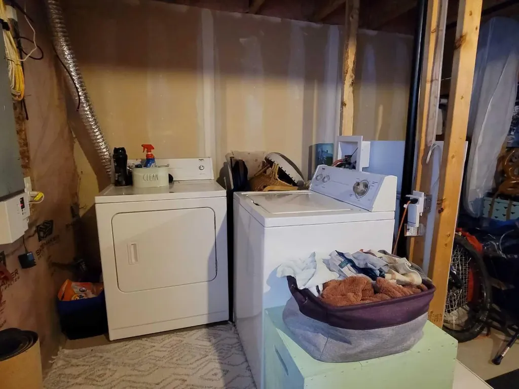 1001 8 Street NW Airdrie AB T4B0W1