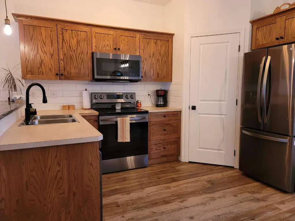 1001 8 Street NW Airdrie AB T4B0W1