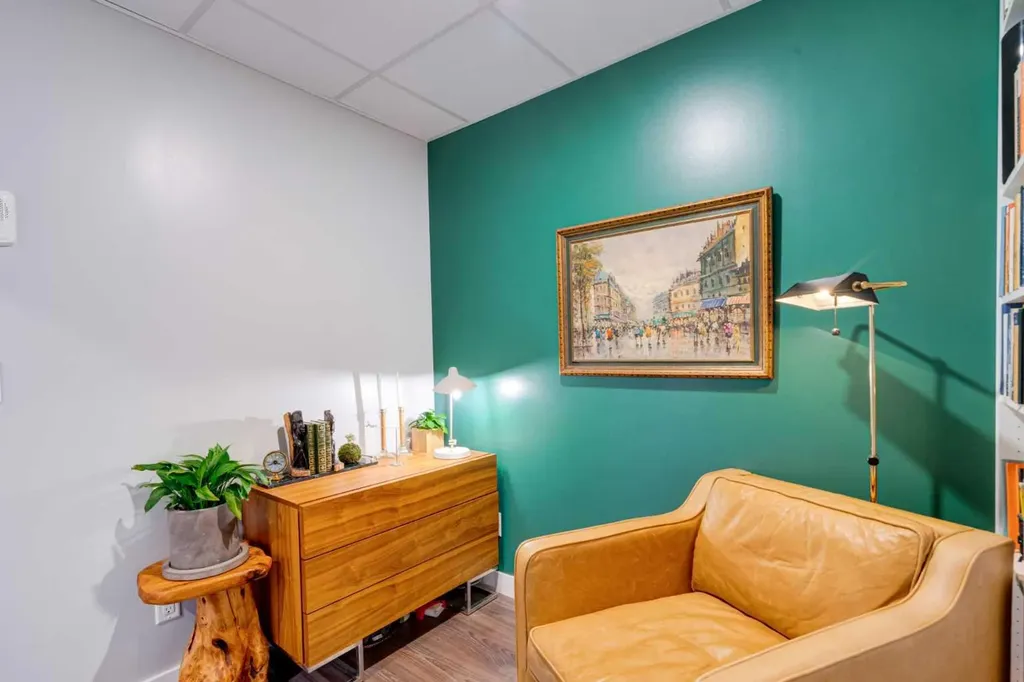 88 9 Street NE Calgary AB T2E 4E1