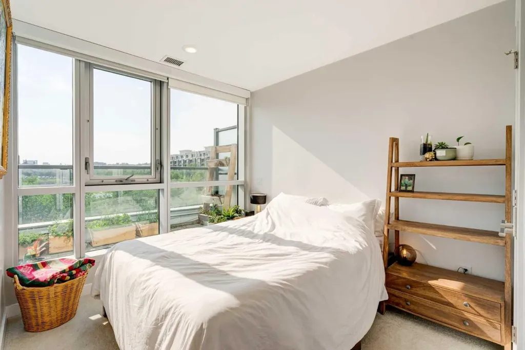88 9 Street NE Calgary AB T2E 4E1