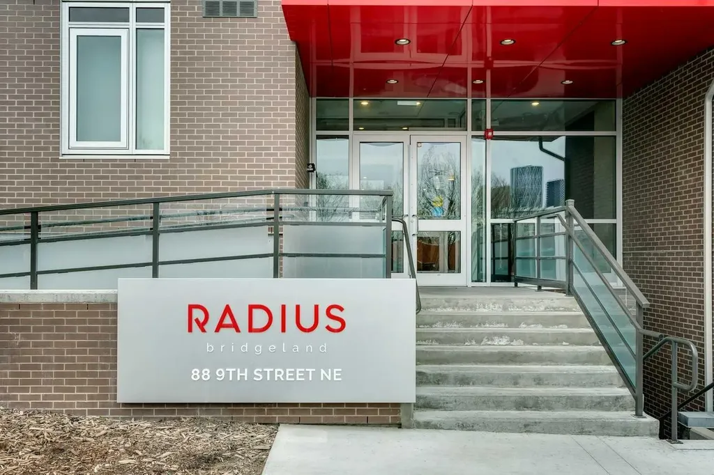 88 9 Street NE Calgary AB T2E 4E1